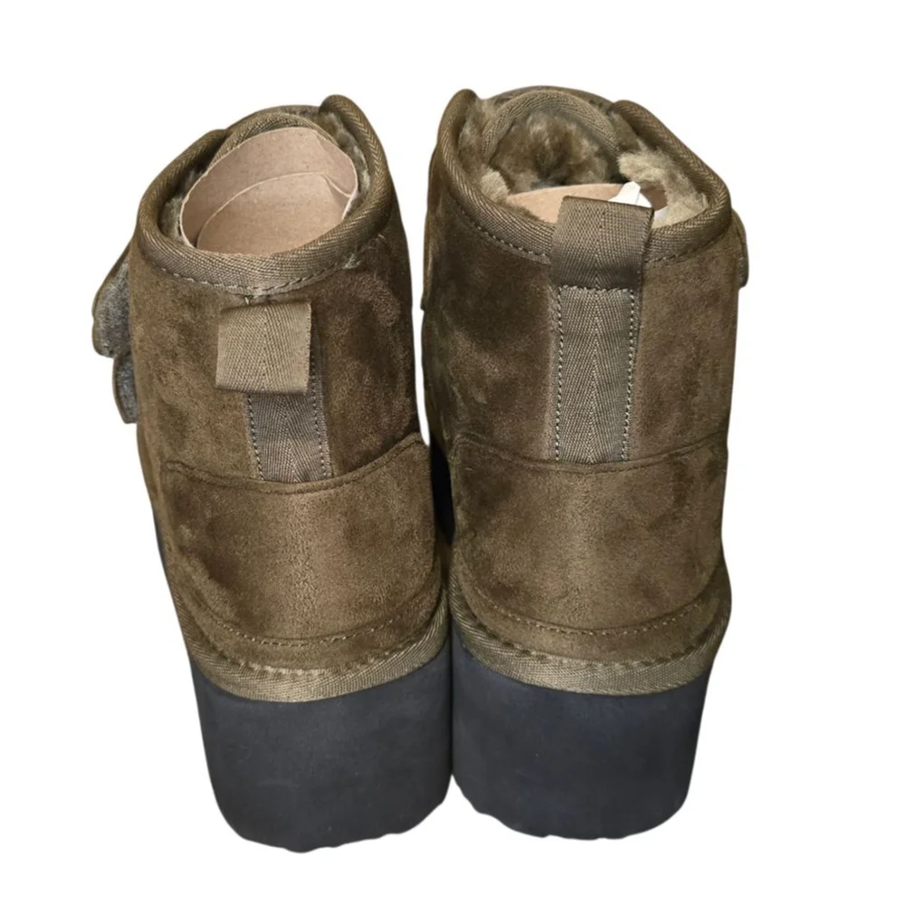 NWT Robbin‎ Girl Olive Ankle Boots & Booties Size 6